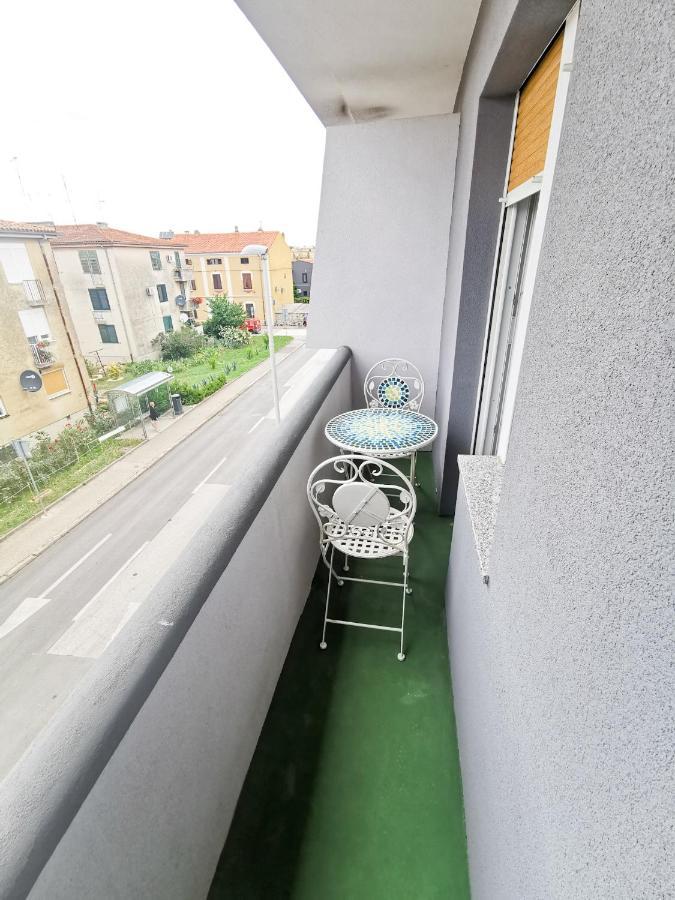 Sea Star Apartment Пула Экстерьер фото