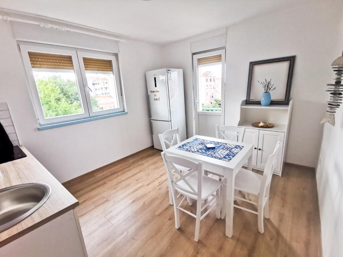 Sea Star Apartment Пула Экстерьер фото