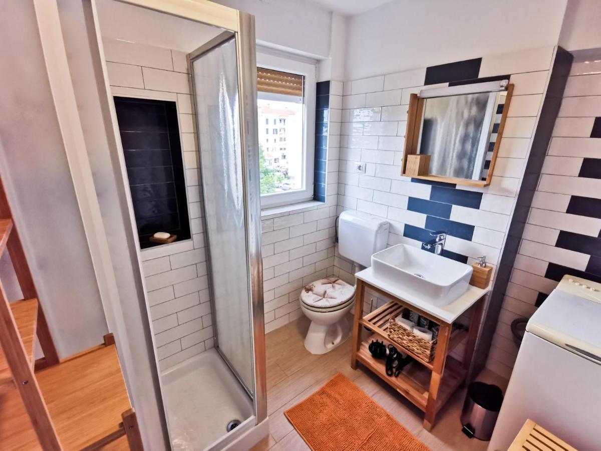 Sea Star Apartment Пула Экстерьер фото